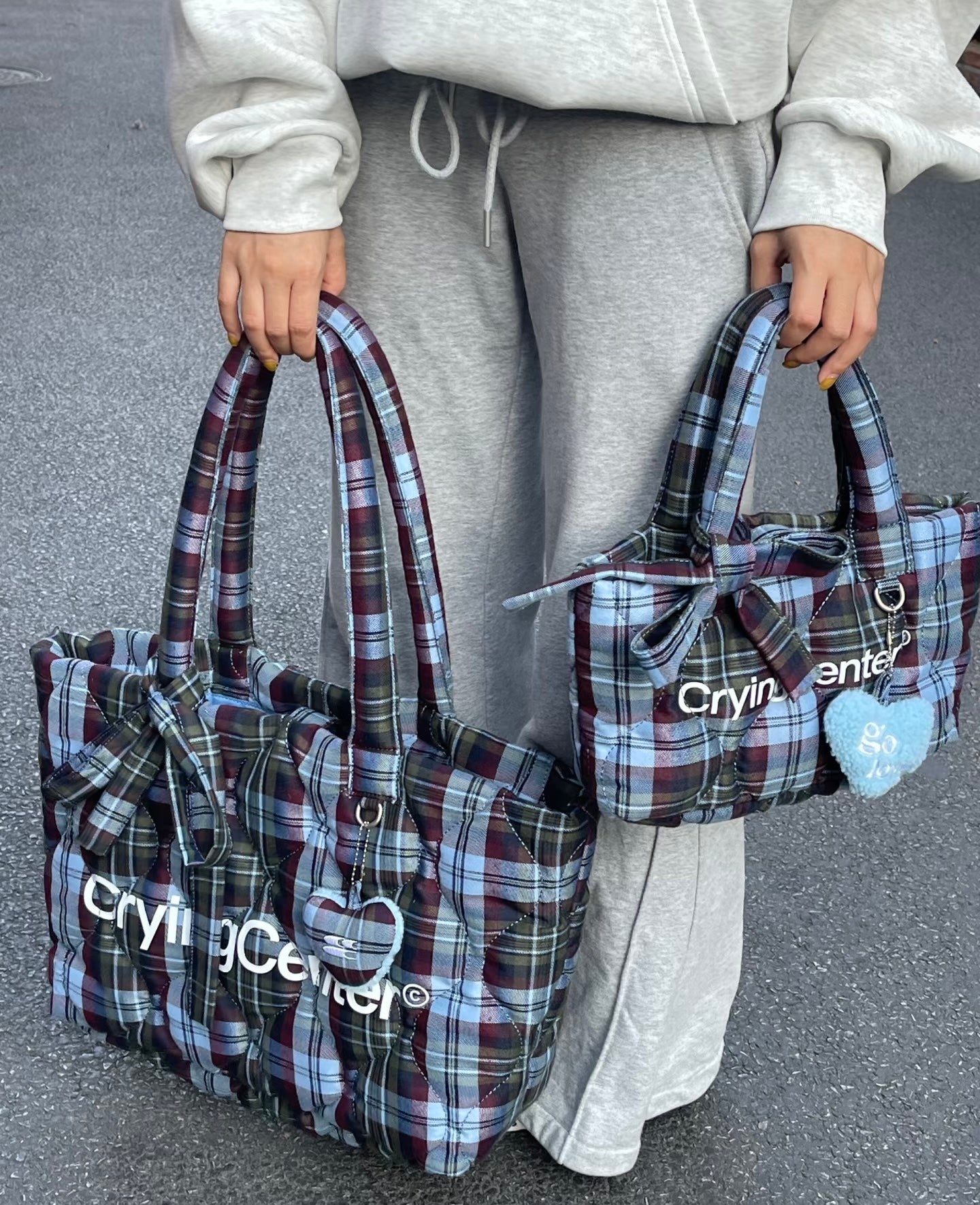 [cn | pre-order] crying center retro plaid puff crossbody tote bag