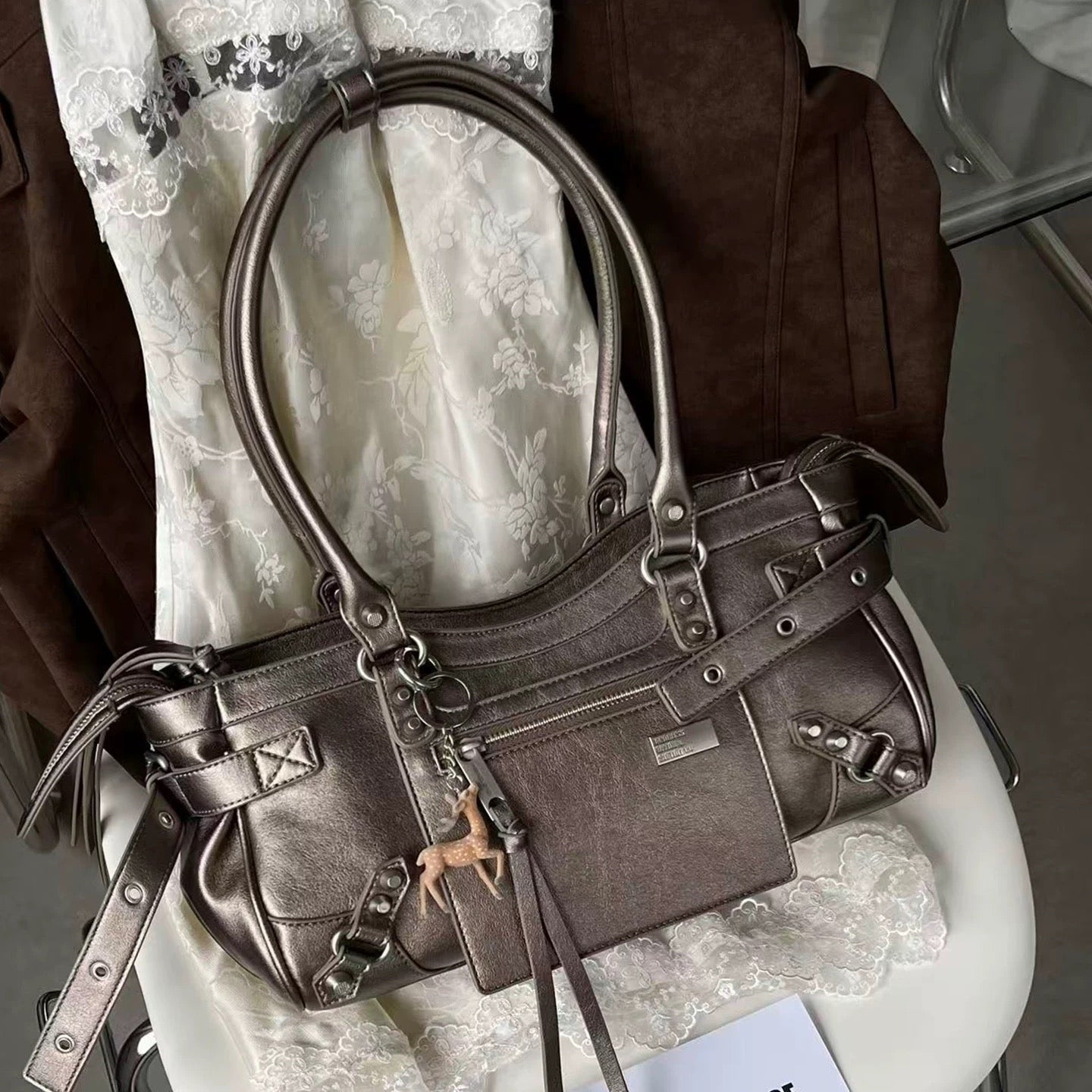 [cn | pre-order] jandress horricks rivet underarm motorcycle shoulder bag