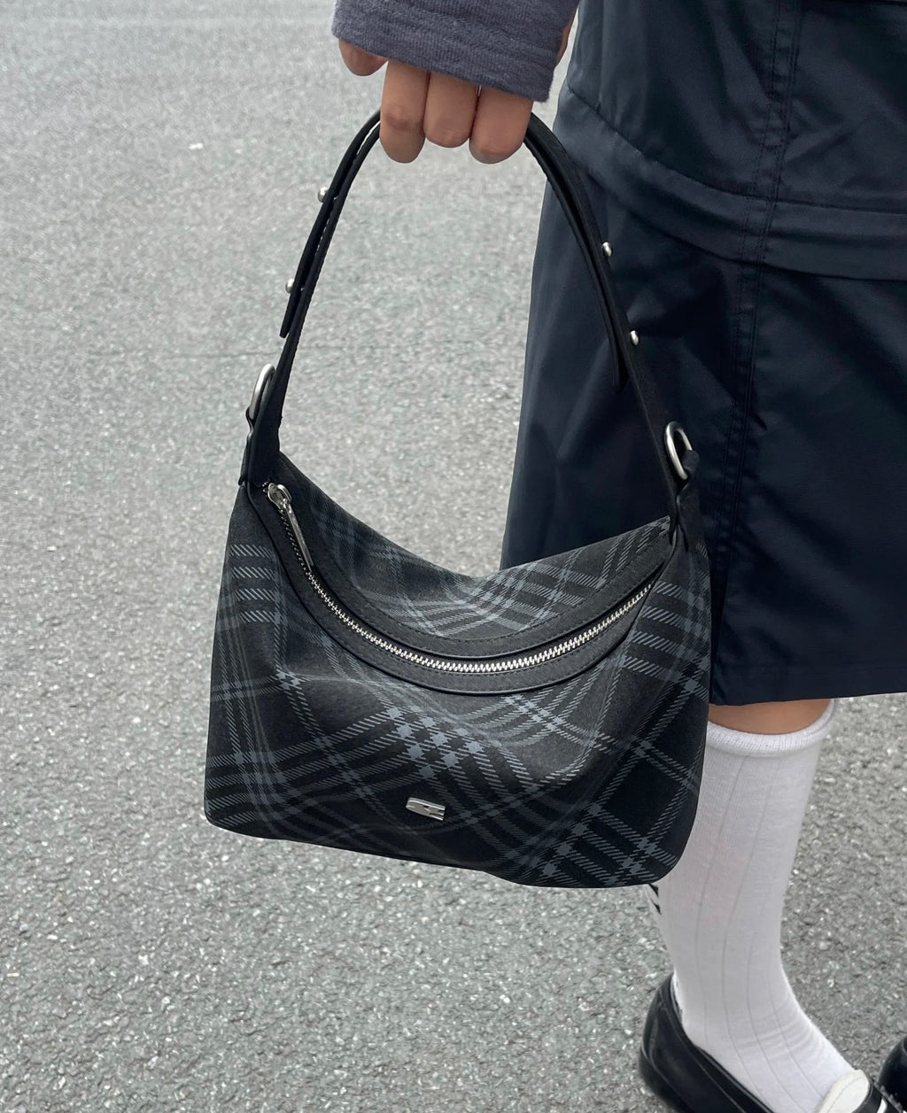 [cn | pre-order] crying center plaid hand bag