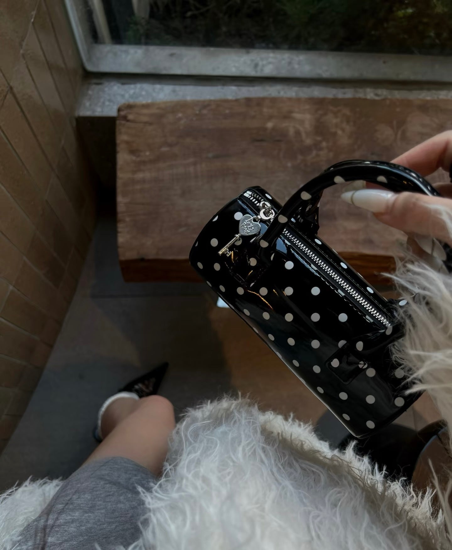[cn | pre-order] luoluoroom polka dot cake hobo bag (mini)