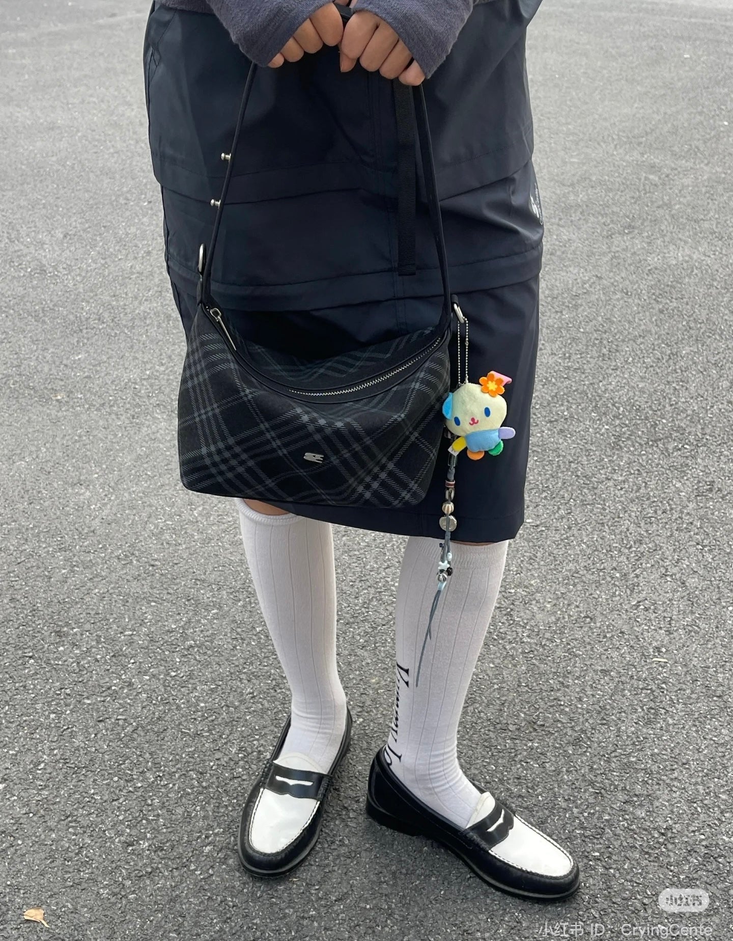 [cn | pre-order] crying center plaid hand bag