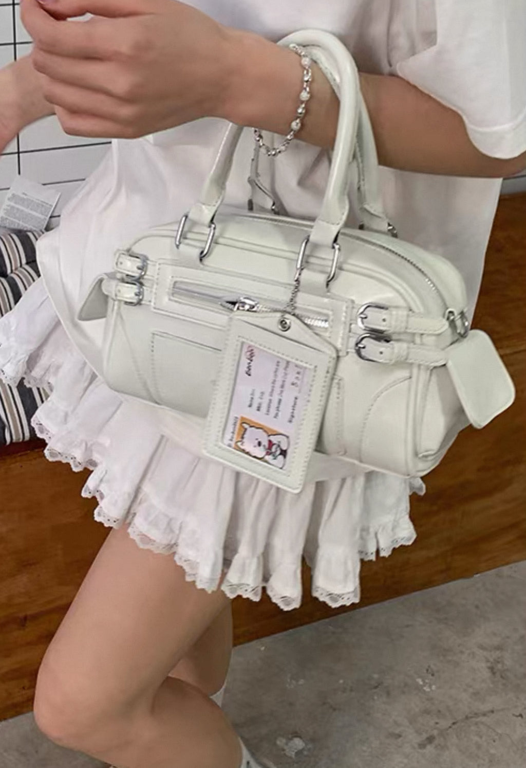 [cn | pre-order] multi pocket mini hand bag