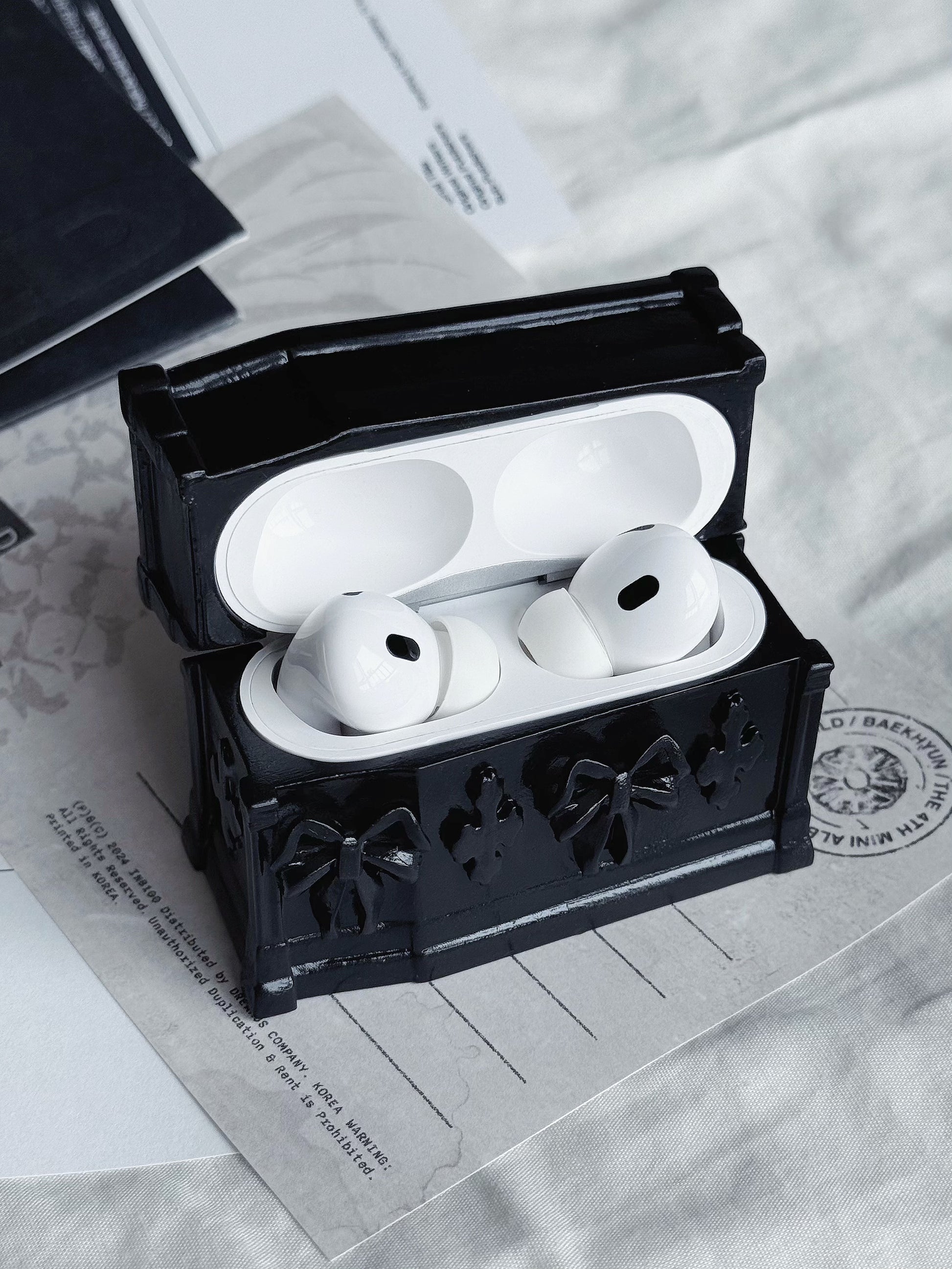 [cn | pre-order] coquette coffin airpods case