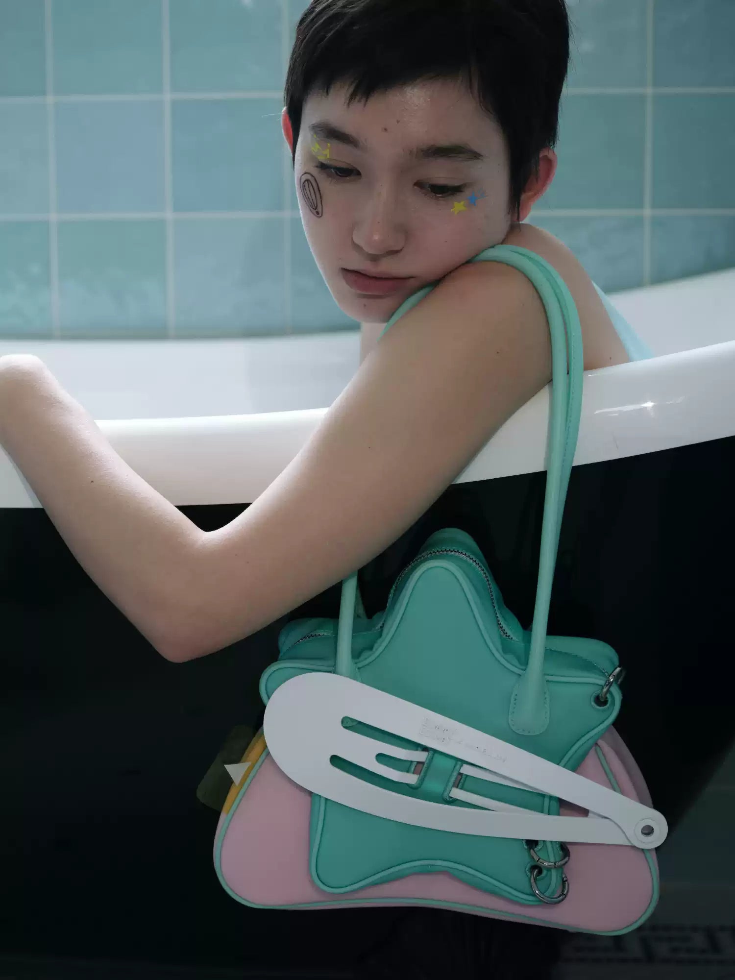 [cn | pre-order] ecoday x maelin star shaped shoulder bag