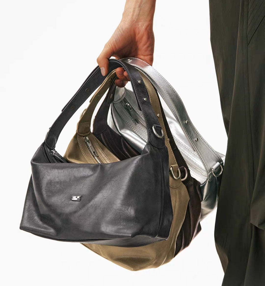 [cn | pre-order] crying center lunchbox hobo bag