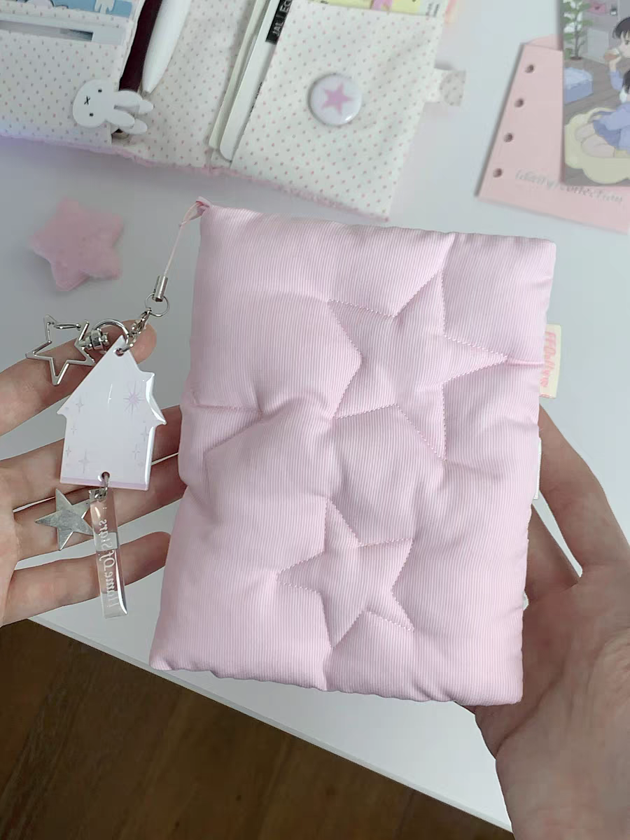 [cn | pre-order] star quilted puff travel passport holder