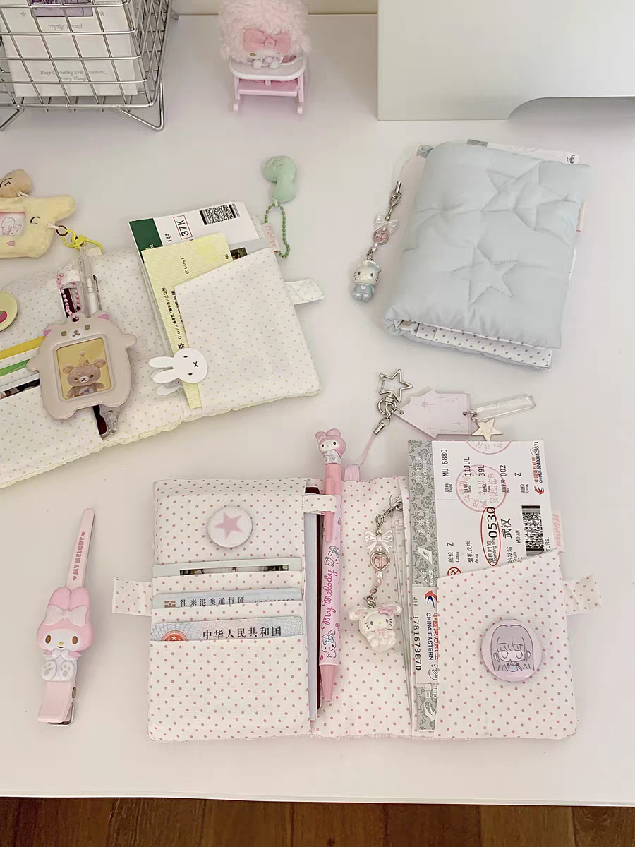 [cn | pre-order] star quilted puff travel passport holder