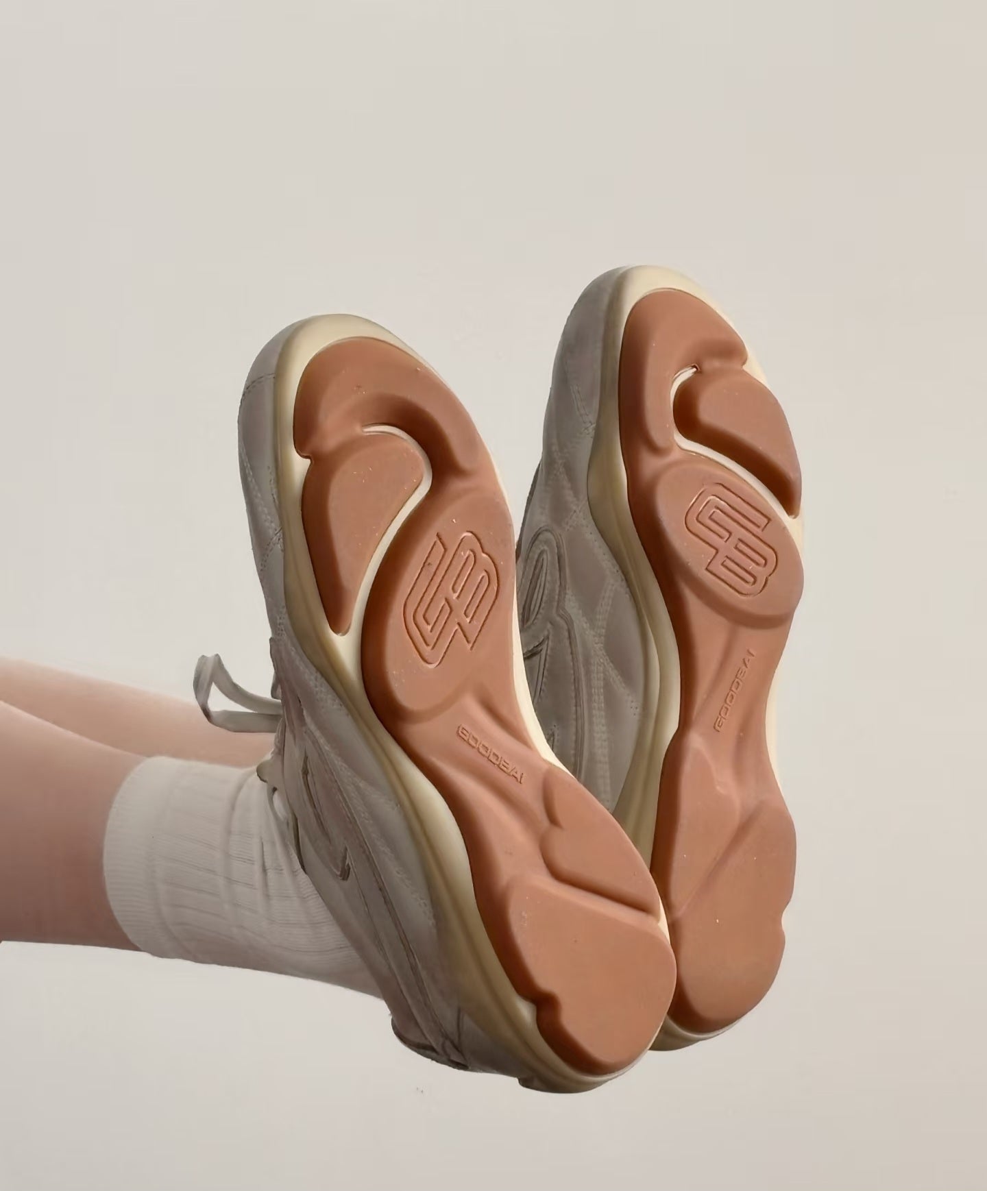 [cn | pre-order] goodbai thin sole lightweight sneakers