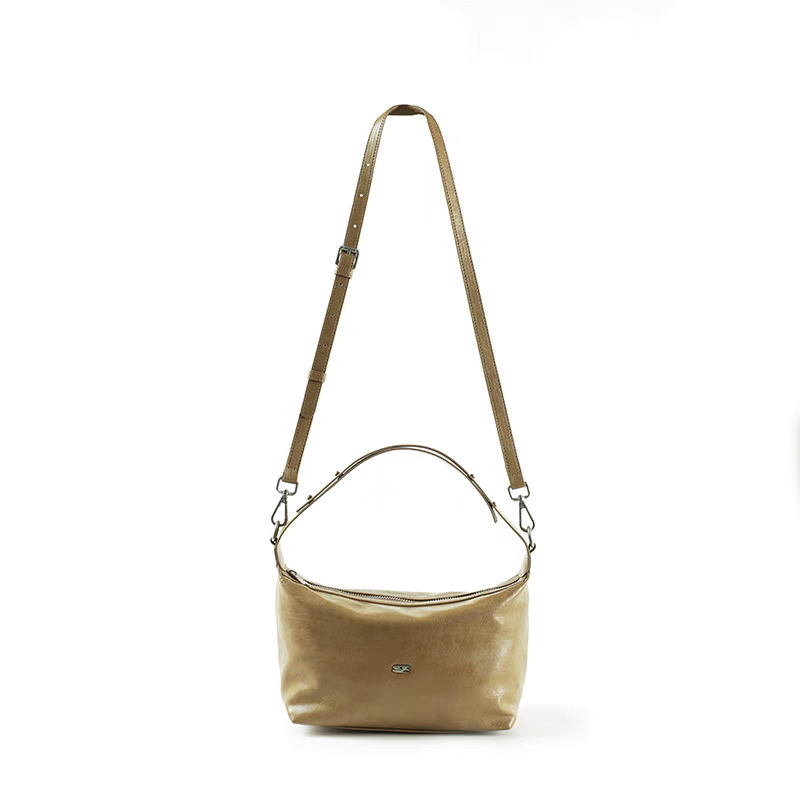 [cn | pre-order] crying center lunchbox hobo bag