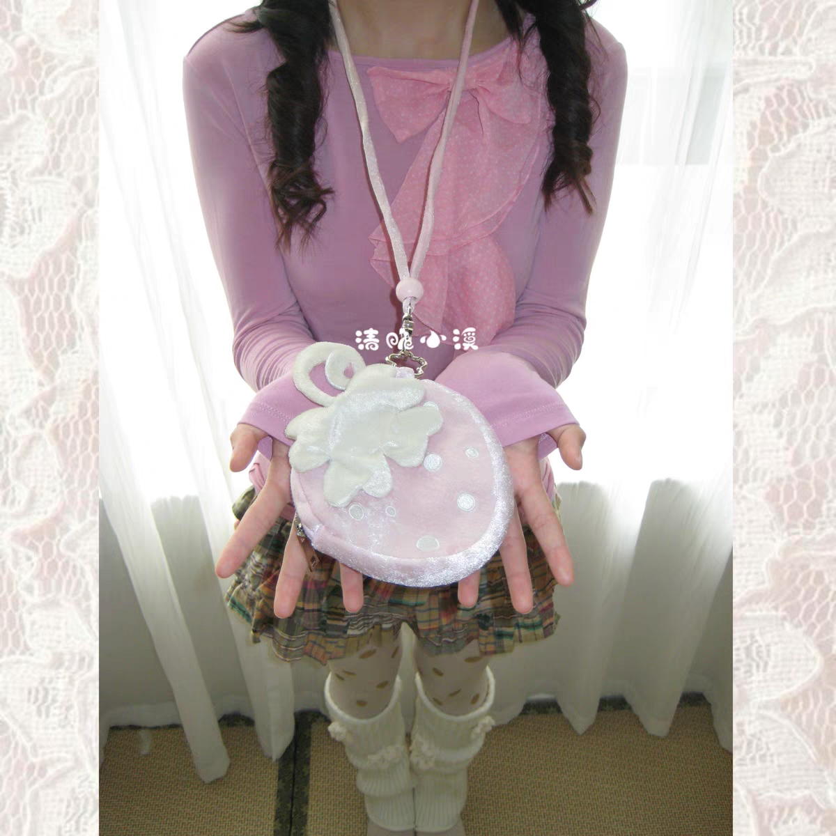 [cn | pre-order] strawberry pouch