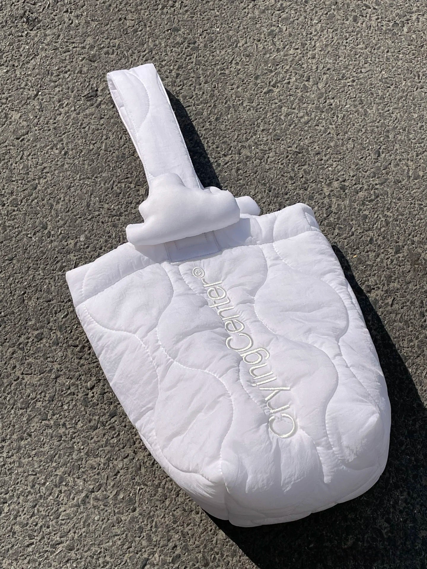 [cn | pre-order] crying center cloud puff handbag