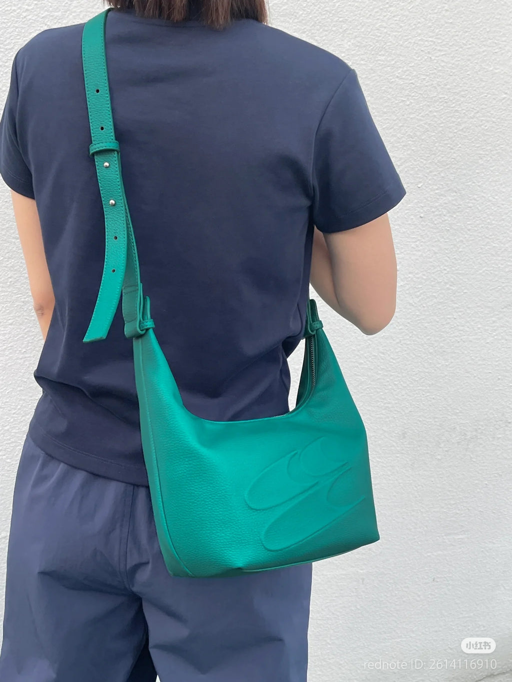 [cn | pre-order] crying center leather lunch crossbody hand bag